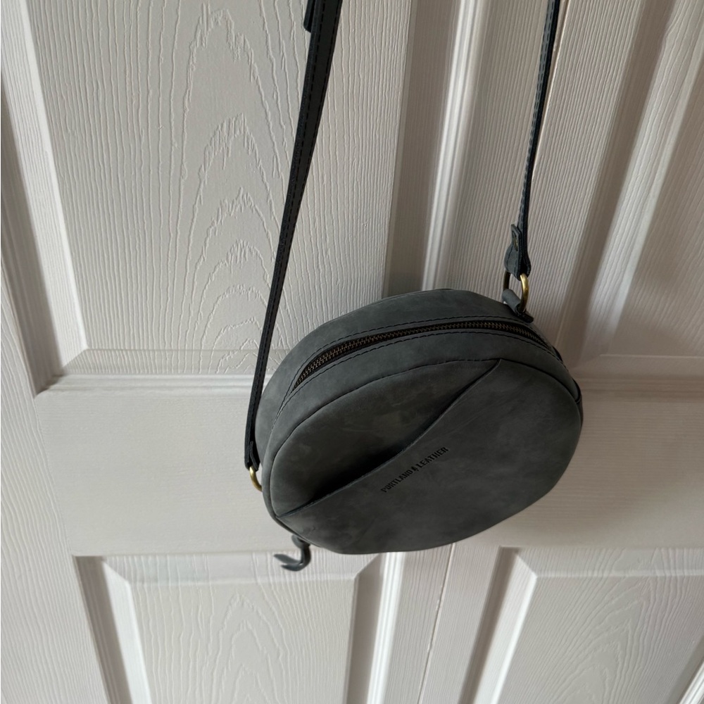 Portland Leather Gray Crossbody Bag